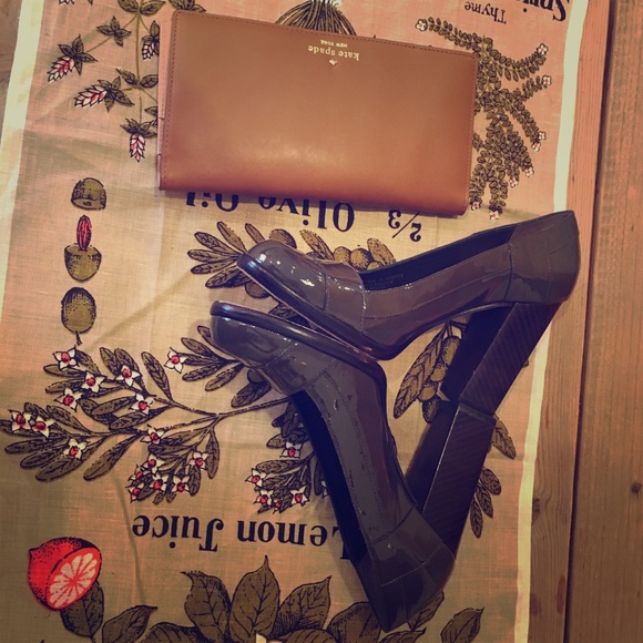 Cole Haan Shoes - Cole Haan block heel patent 😍